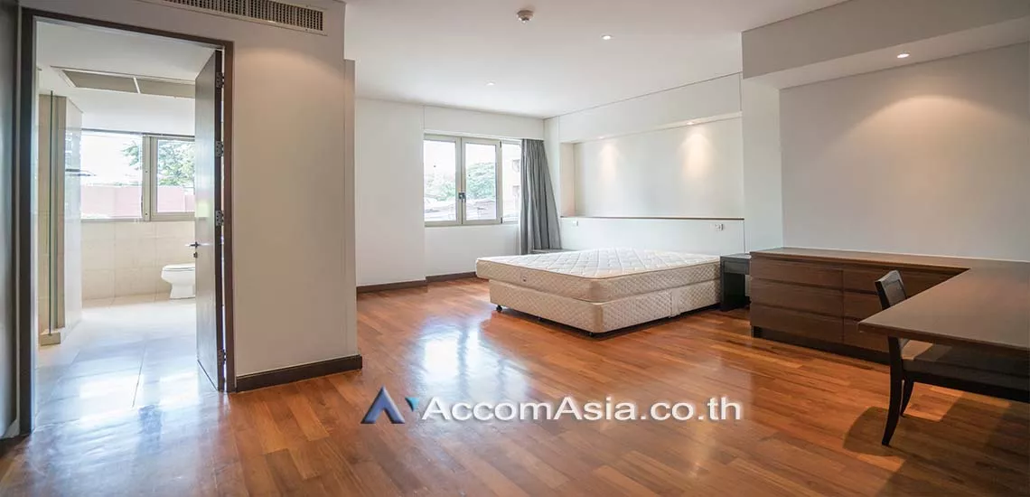 9  3 br Apartment For Rent in Ploenchit ,Bangkok BTS Ploenchit - MRT Lumphini at Modern Retro - 2 Units / floor 1514233