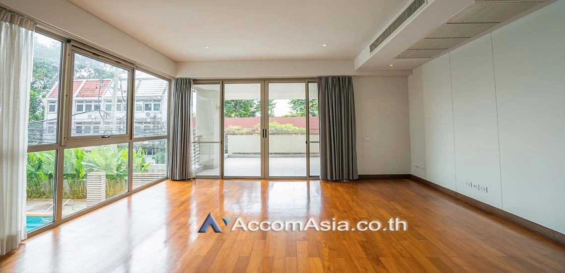  1  3 br Apartment For Rent in Ploenchit ,Bangkok BTS Ploenchit - MRT Lumphini at Modern Retro - 2 Units / floor 1514233