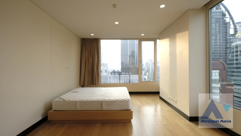 8  2 br Condominium For Rent in Ploenchit ,Bangkok BTS Chitlom at The Park Chidlom 1514246