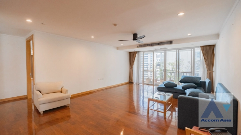 6  4 br Apartment For Rent in Sukhumvit ,Bangkok BTS Phrom Phong at Apartment with Top Facilities, Close to Emshere 1414281
