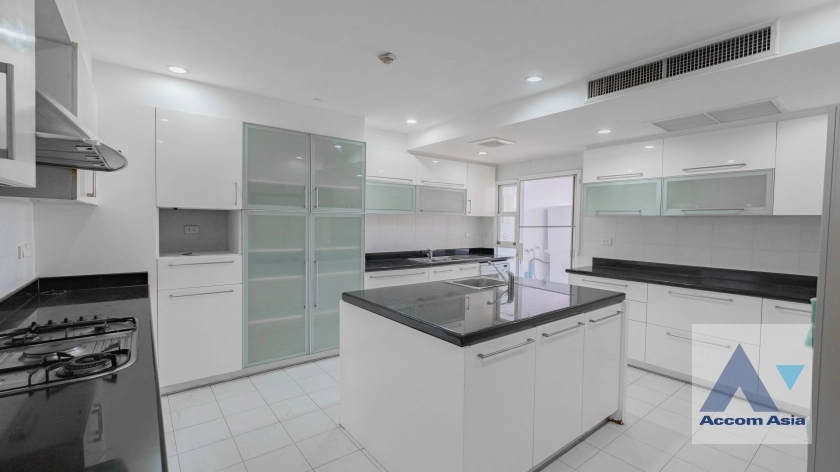 11  4 br Apartment For Rent in Sukhumvit ,Bangkok BTS Phrom Phong at High-quality facility 1414281
