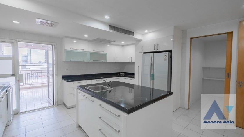 11  4 br Apartment For Rent in Sukhumvit ,Bangkok BTS Phrom Phong at Apartment with Top Facilities, Close to Emshere 1414281