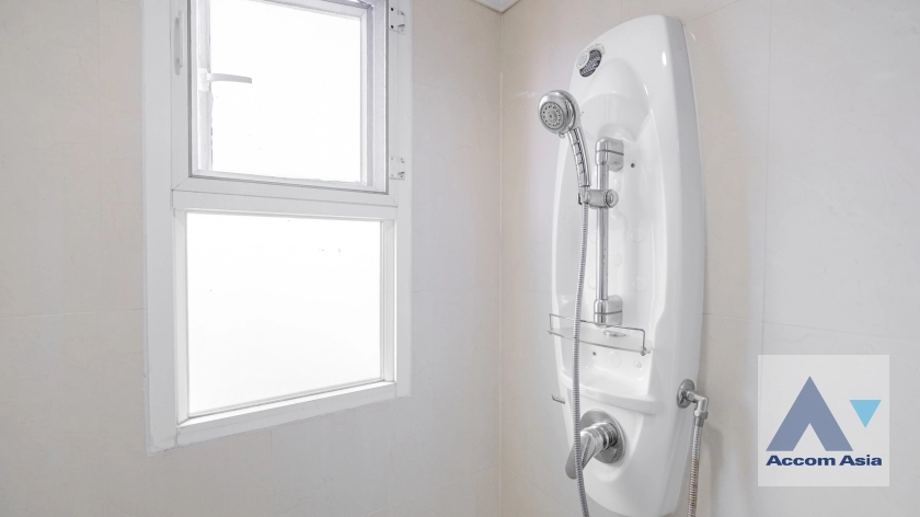 18  4 br Apartment For Rent in Sukhumvit ,Bangkok BTS Phrom Phong at Apartment with Top Facilities, Close to Emshere 1414281