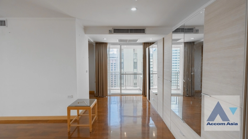 31  4 br Apartment For Rent in Sukhumvit ,Bangkok BTS Phrom Phong at High-quality facility 1414281