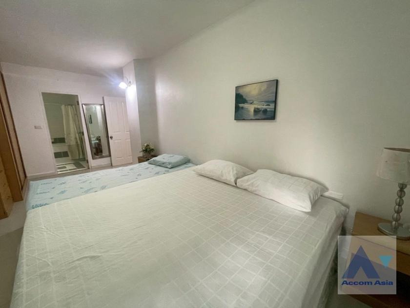 11  2 br Condominium for rent and sale in Sathorn ,Bangkok BRT Thanon Chan at Bangkok Garden Condominium 1514321