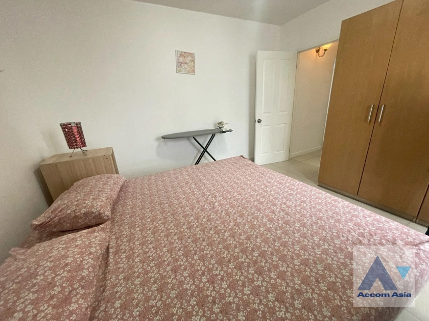 10  2 br Condominium for rent and sale in Sathorn ,Bangkok BRT Thanon Chan at Bangkok Garden Condominium 1514321