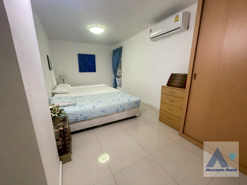 12  2 br Condominium for rent and sale in Sathorn ,Bangkok BRT Thanon Chan at Bangkok Garden Condominium 1514321