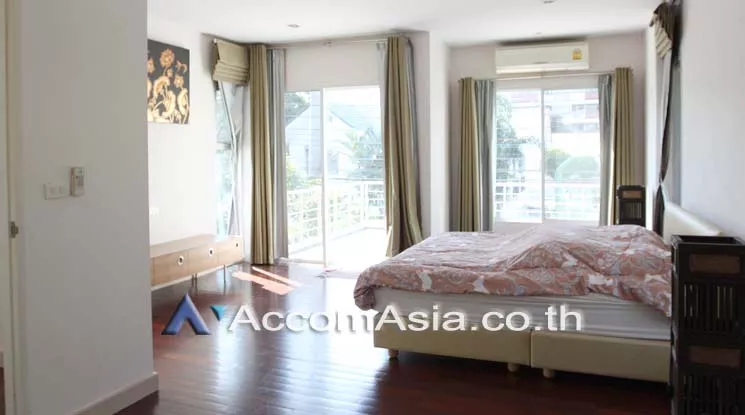 Home Office |  2 Bedrooms  House For Rent in Sukhumvit, Bangkok  near BTS Phrom Phong (1714325)