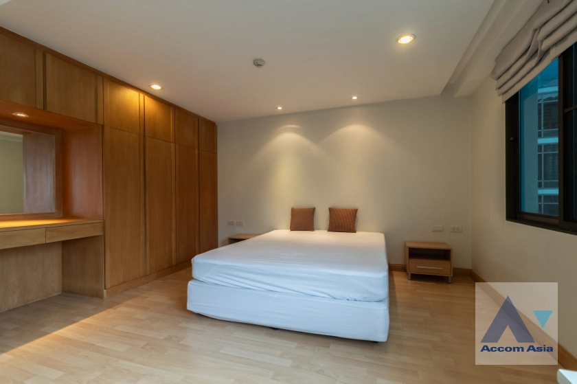 30  3 br Apartment for rent and sale in Ploenchit ,Bangkok BTS Ratchadamri at Step to Lumpini Park 20607