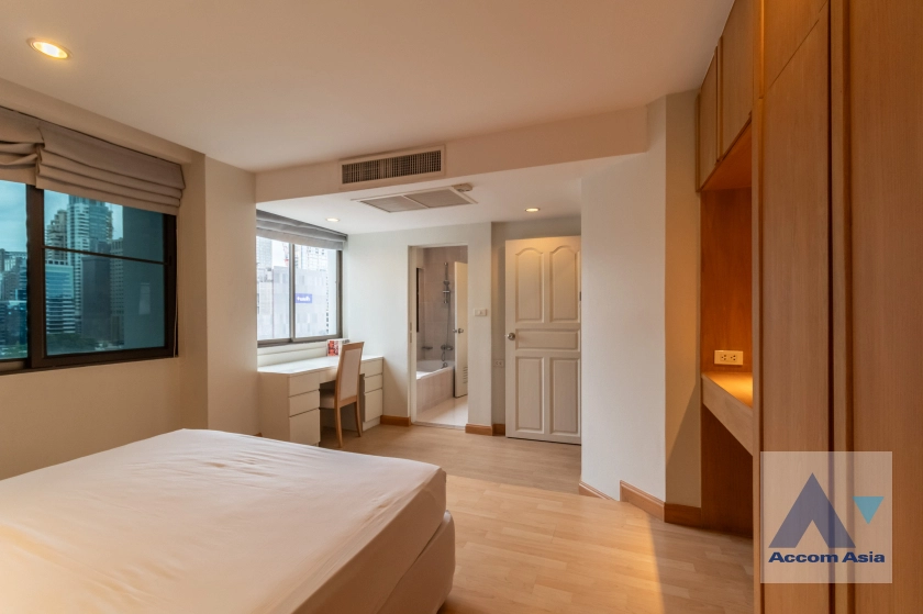 29  3 br Apartment for rent and sale in Ploenchit ,Bangkok BTS Ratchadamri at Step to Lumpini Park 20607