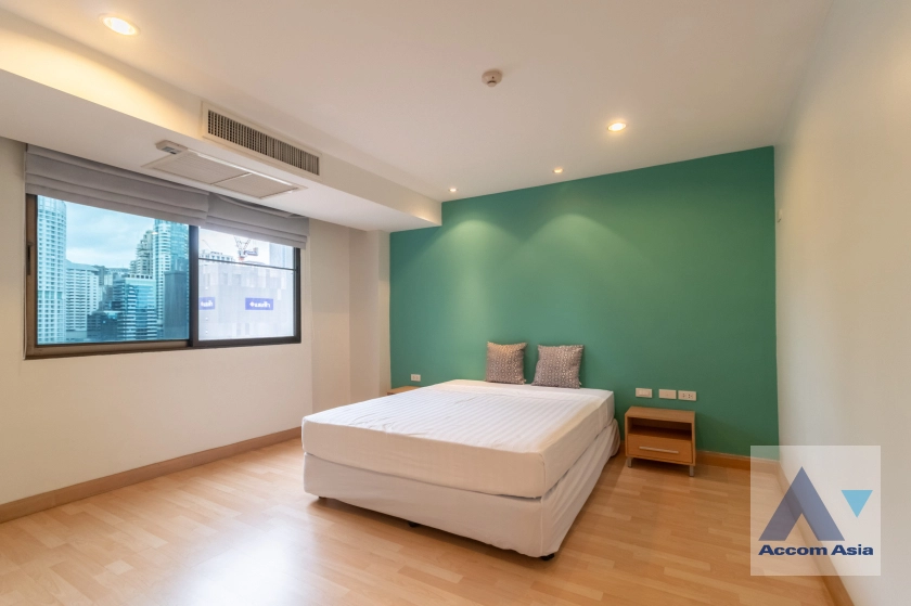 32  3 br Apartment for rent and sale in Ploenchit ,Bangkok BTS Ratchadamri at Step to Lumpini Park 20607