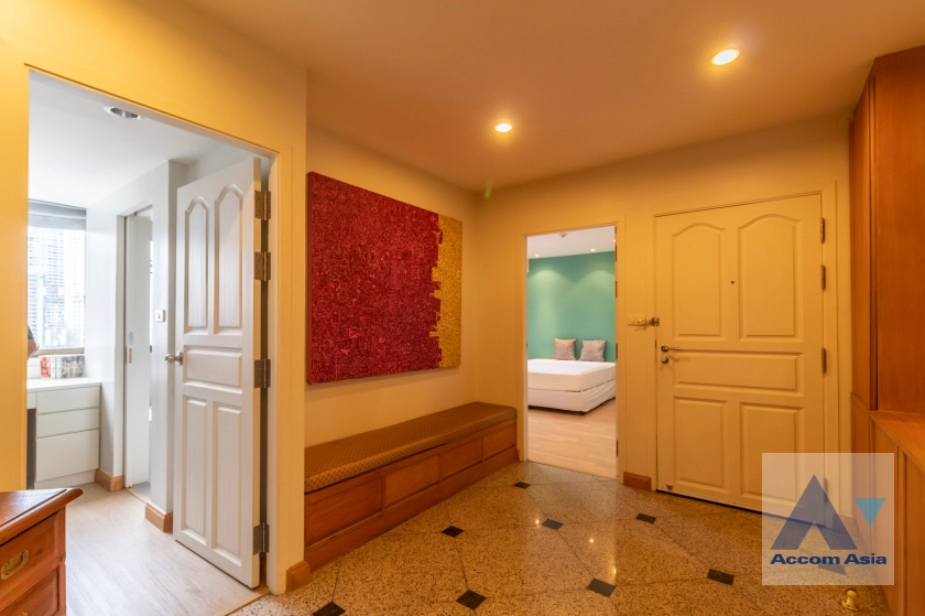 5  3 br Apartment for rent and sale in Ploenchit ,Bangkok BTS Ratchadamri at Step to Lumpini Park 20607