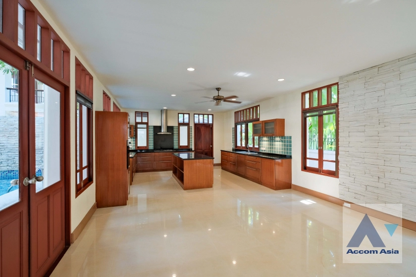 7  4 br House For Rent in Sukhumvit ,Bangkok BTS Ekkamai 1914355