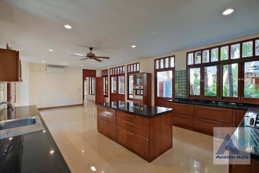 8  4 br House For Rent in Sukhumvit ,Bangkok BTS Ekkamai 1914355