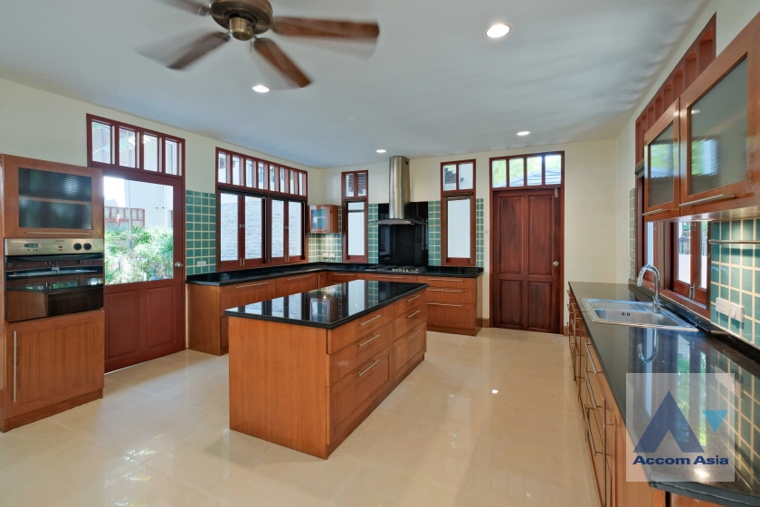  1  4 br House For Rent in Sukhumvit ,Bangkok BTS Ekkamai 1914355