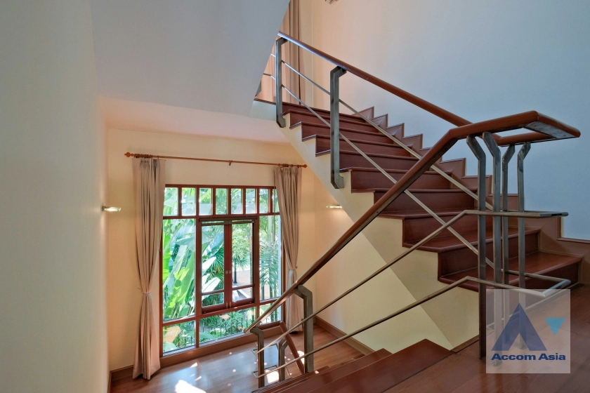 9  4 br House For Rent in Sukhumvit ,Bangkok BTS Ekkamai 1914355