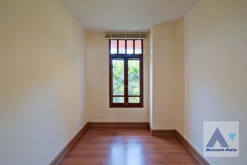 17  4 br House For Rent in Sukhumvit ,Bangkok BTS Ekkamai 1914355