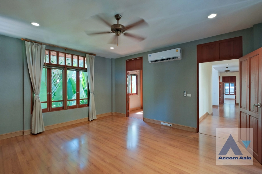 18  4 br House For Rent in Sukhumvit ,Bangkok BTS Ekkamai 1914355