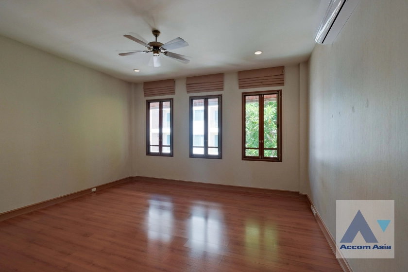 23  4 br House For Rent in Sukhumvit ,Bangkok BTS Ekkamai 1914355