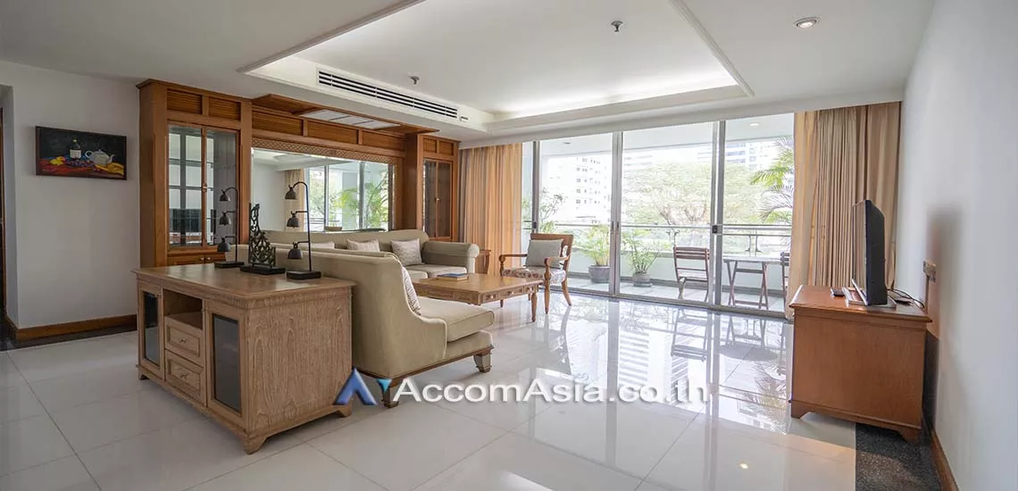 Thai Colonial Style Apartment  3 Bedroom for Rent BTS Chong Nonsi in Sathorn Bangkok