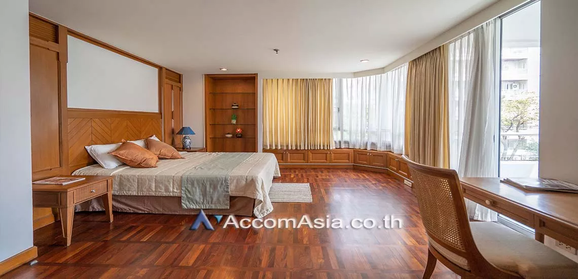 6  3 br Apartment For Rent in Sathorn ,Bangkok BTS Chong Nonsi at Thai Colonial Style 1414357