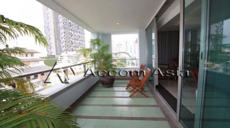 unit 2 Bedrooms  Apartment For Rent in Sathorn, Bangkok  near BTS Chong Nonsi (1514358)