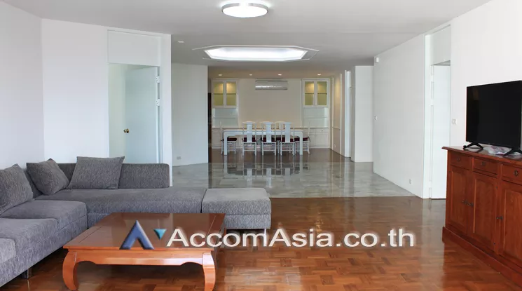  3 Bedrooms  Apartment For Rent in Silom, Bangkok  near BTS Chong Nonsi (1414361)