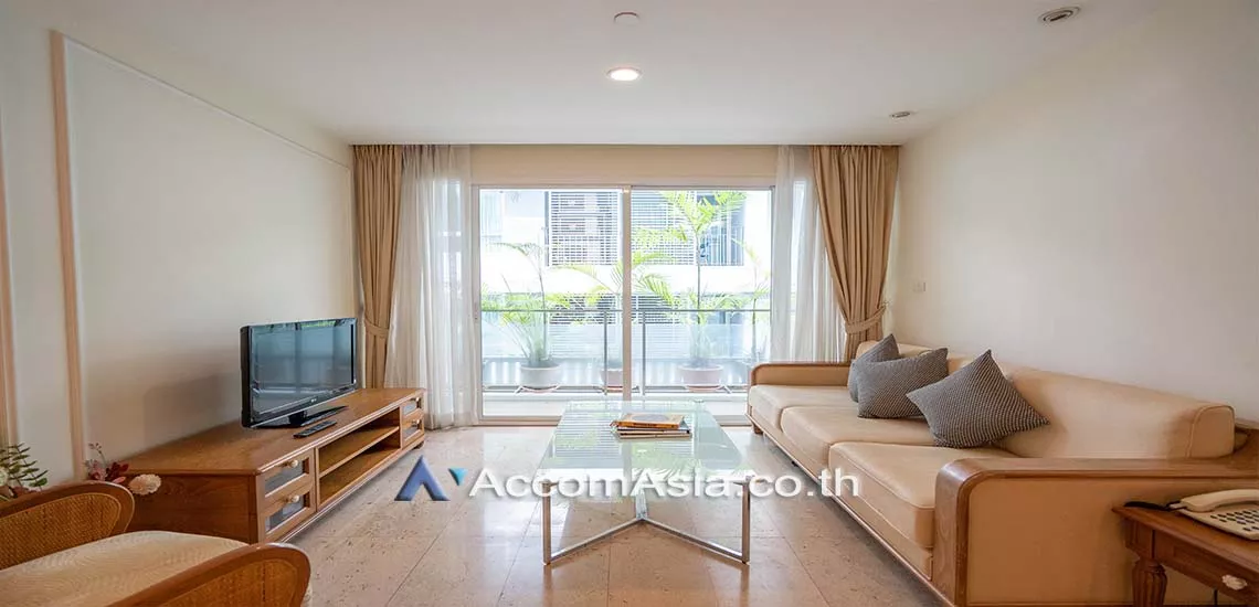 Pet friendly |  Modern Thai Contemporary Apartment  2 Bedroom for Rent BTS Chong Nonsi in Sathorn Bangkok