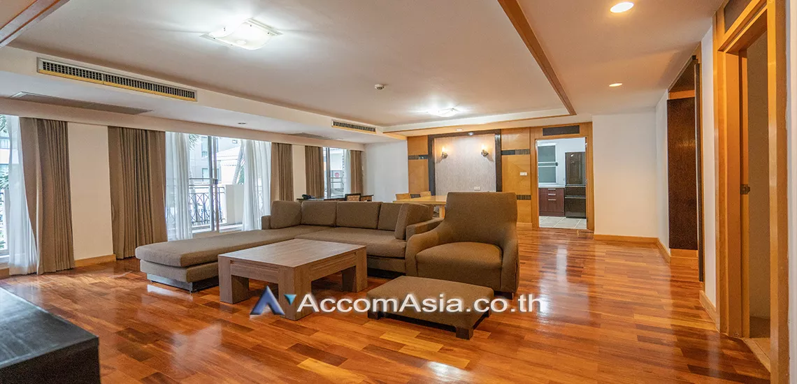 Pet friendly |  The Tropical Living Style Apartment  2 Bedroom for Rent BTS Thong Lo in Sukhumvit Bangkok