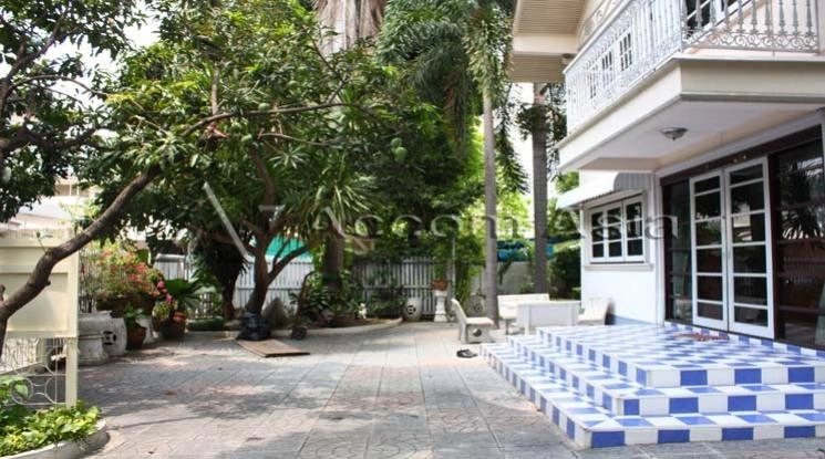 9  2 br House For Rent in Sathorn ,Bangkok BTS Chong Nonsi - BTS Saint Louis 2314516
