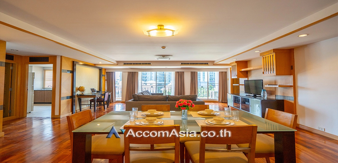 Pet friendly |  The Tropical Living Style Apartment  3 Bedroom for Rent BTS Thong Lo in Sukhumvit Bangkok