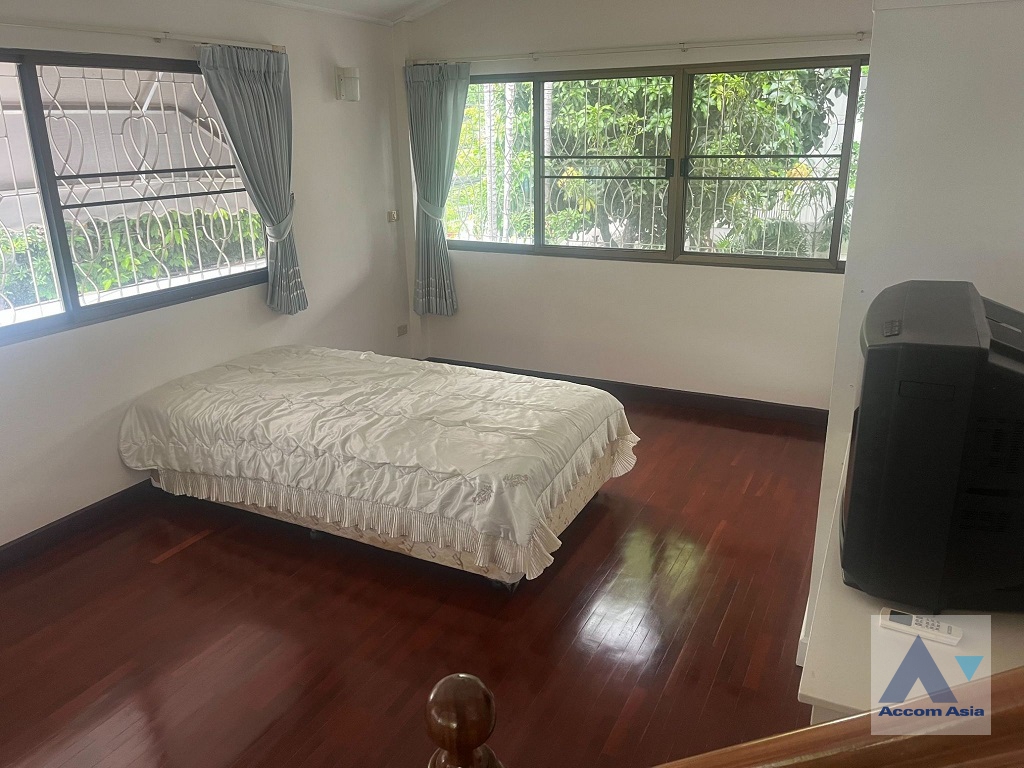 5  3 br House for rent and sale in sukhumvit ,Bangkok BTS Thong Lo 2314530