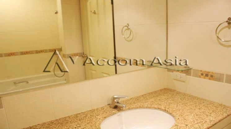 8  2 br Apartment For Rent in Sukhumvit ,Bangkok BTS Asok - MRT Sukhumvit at Easy to access BTS and MRT 1414570