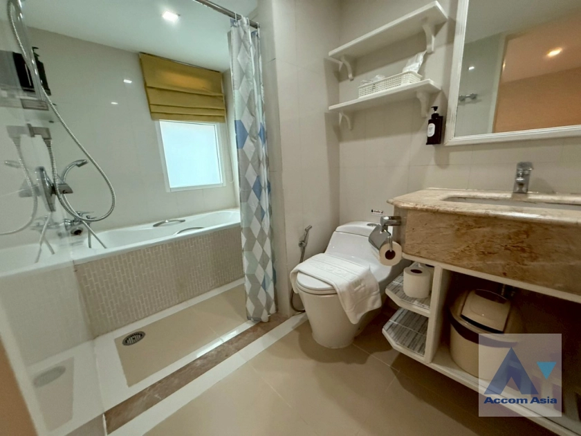 11  3 br Apartment For Rent in Sathorn ,Bangkok BTS Saint Louis at Exclusive Apartment 1414592