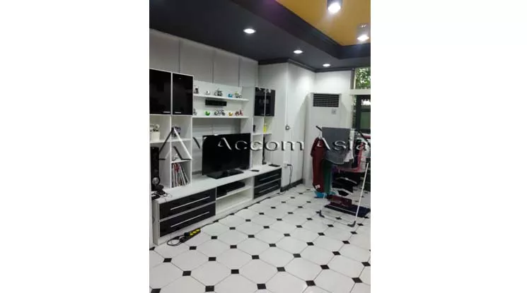 Home Office |  3 Bedrooms  House For Rent & Sale in Sukhumvit, Bangkok  near BTS Phrom Phong (2314788)
