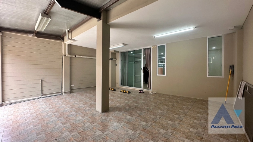 34  4 br House for rent and sale in Sukhumvit ,Bangkok BTS Ekkamai 2514805