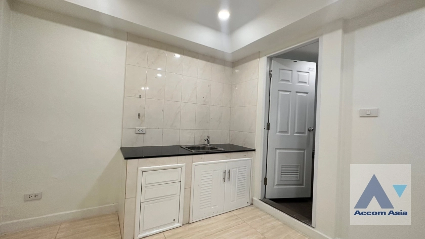 16  4 br House for rent and sale in Sukhumvit ,Bangkok BTS Ekkamai 2514805