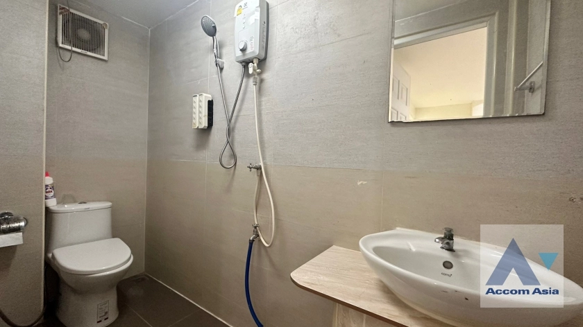 32  4 br House for rent and sale in Sukhumvit ,Bangkok BTS Ekkamai 2514805