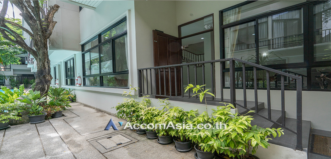 Pet friendly |  The urban forestry residence House  4 Bedroom for Rent BTS Thong Lo in Sukhumvit Bangkok