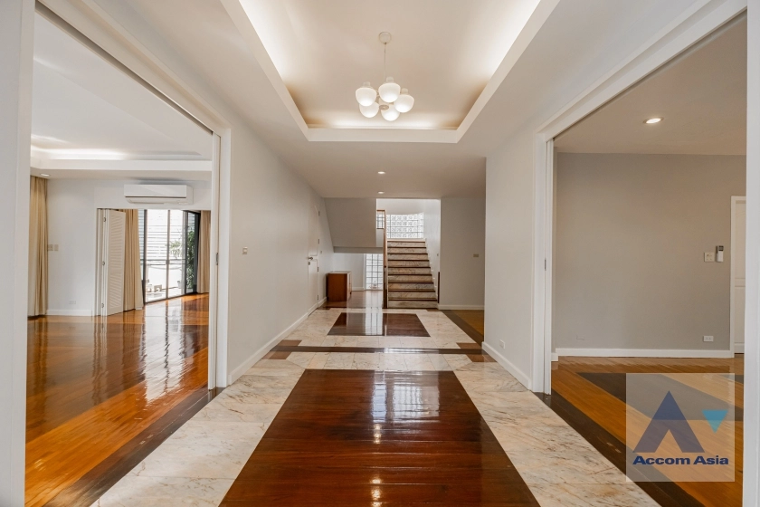 9  4 br House For Rent in Sukhumvit ,Bangkok BTS Ekkamai 1914879