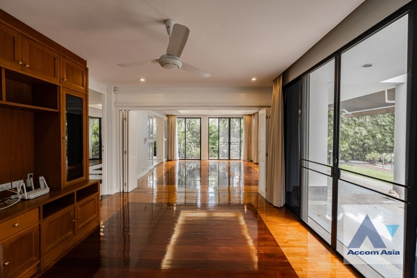 8  4 br House For Rent in Sukhumvit ,Bangkok BTS Ekkamai 1914879