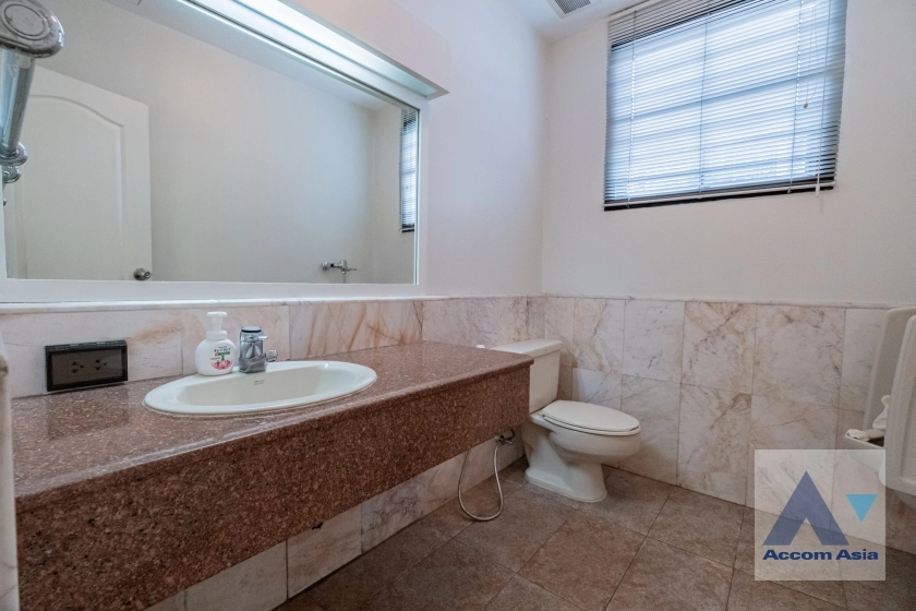 13  4 br House For Rent in Sukhumvit ,Bangkok BTS Ekkamai 1914879