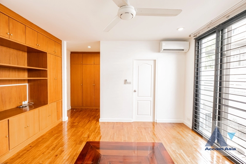 22  4 br House For Rent in Sukhumvit ,Bangkok BTS Ekkamai 1914879
