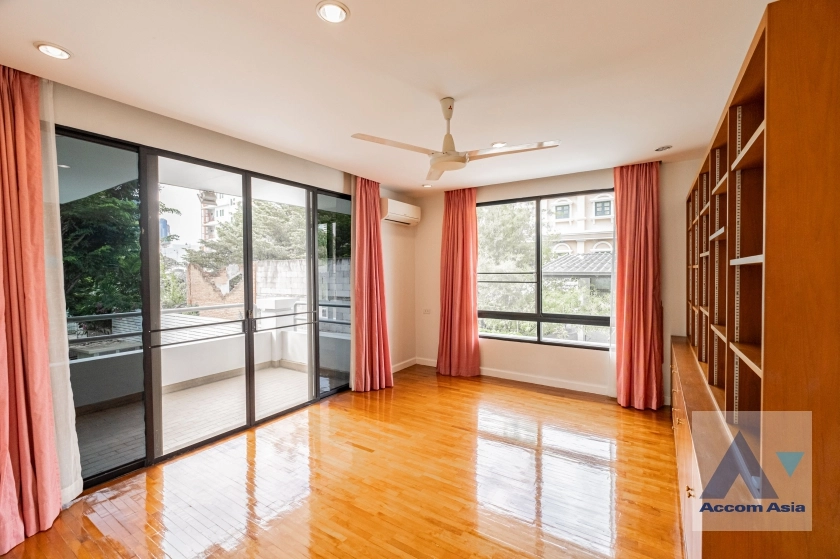 27  4 br House For Rent in Sukhumvit ,Bangkok BTS Ekkamai 1914879