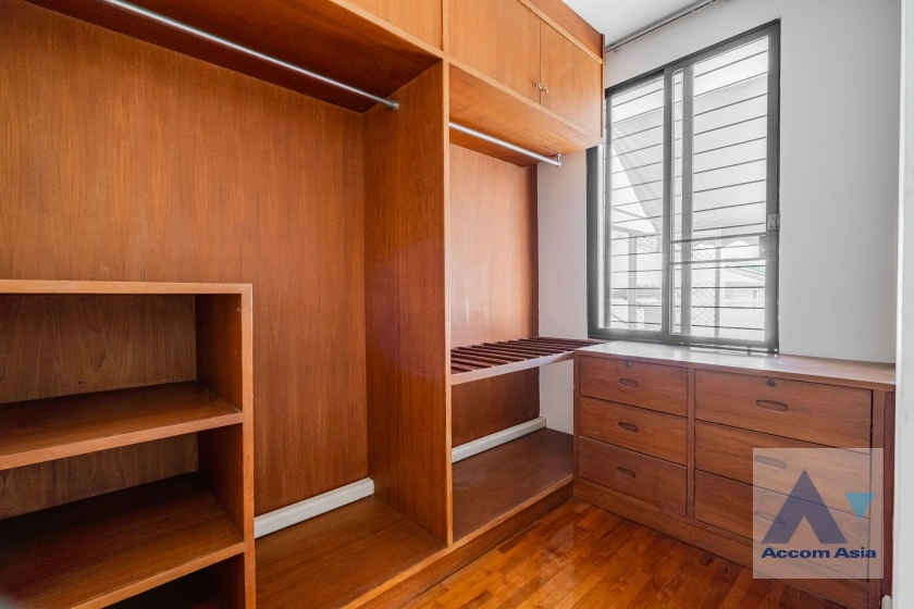 39  4 br House For Rent in Sukhumvit ,Bangkok BTS Ekkamai 1914879