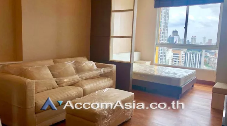  1 Bedroom  Condominium For Sale in Silom, Bangkok  near BTS Chong Nonsi (1514925)
