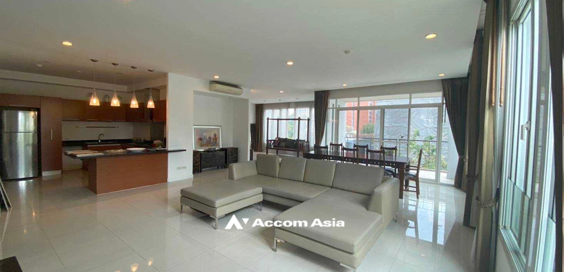  4 Bedrooms  Apartment For Rent in Sukhumvit, Bangkok  near BTS Asok - MRT Sukhumvit (1414931)