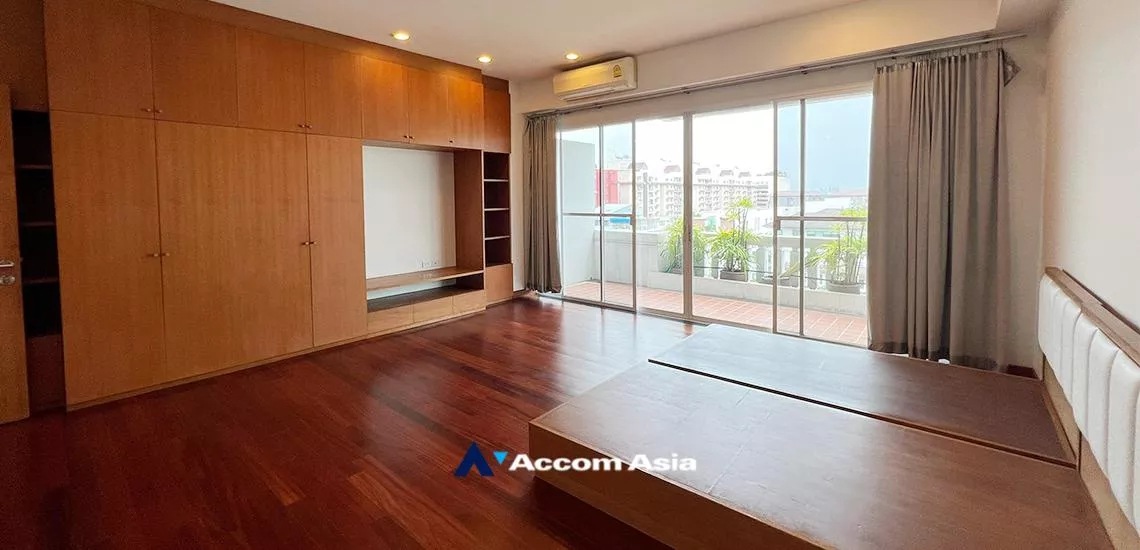 22  3 br Apartment For Rent in Sathorn ,Bangkok MRT Khlong Toei at Privacy One Unit per Floor 1414996