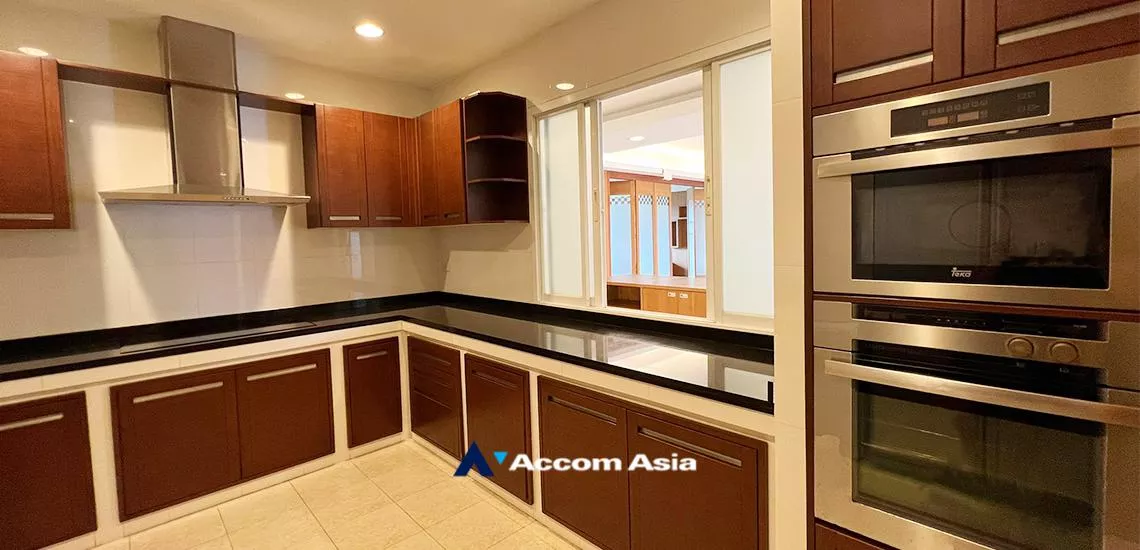 12  3 br Apartment For Rent in Sathorn ,Bangkok MRT Khlong Toei at Privacy One Unit per Floor 1414996