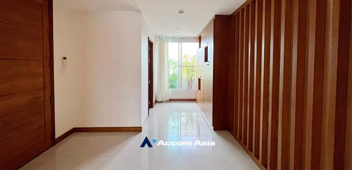 21  3 br Apartment For Rent in Sathorn ,Bangkok MRT Khlong Toei at Privacy One Unit per Floor 1414996